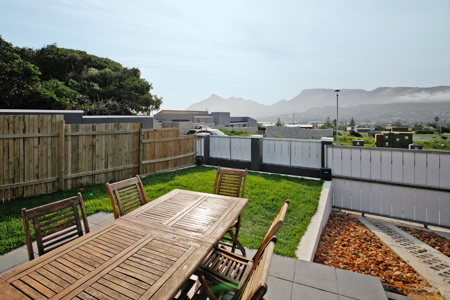 3 Bedroom Property for Sale in Capri Western Cape